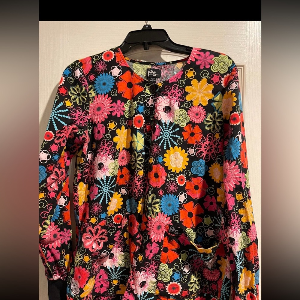 Scrub jacket